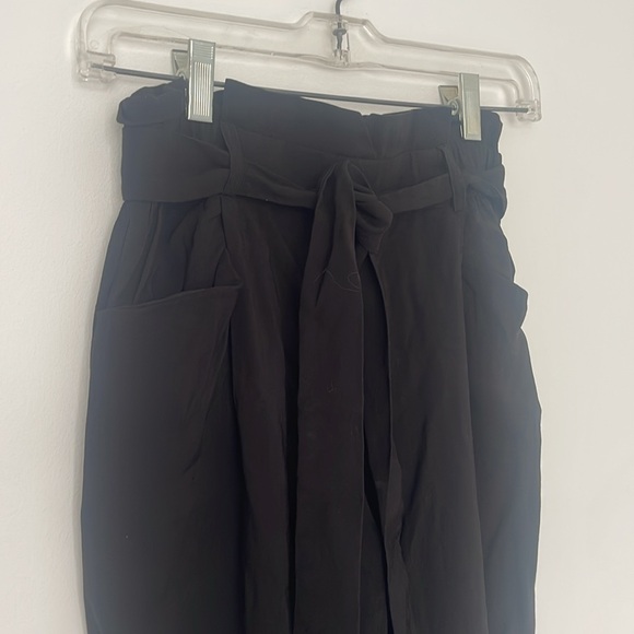 Zara pants - Picture 4 of 5